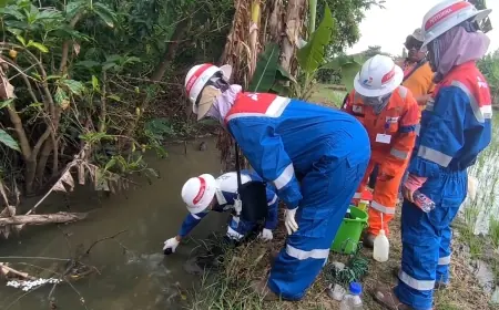 Nah Lho, Polda dan DLH Jatim Ambil Sampel Limbah yang Dianggap Cemari Lingkungan di Bojonegoro