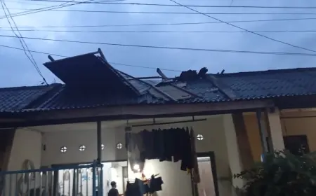 Angin Kencang Terjang Perumahan di Singosari Malang, Tiga Rumah Rusak