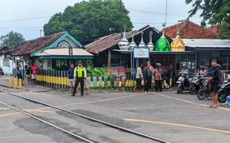 Sesalkan Insiden di Probolinggo, KAI Minta Pengguna Jalan Patuhi Aturan Lalu Lintas