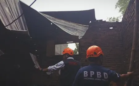 BPBD Analisis Hujan dan Angin Kencang yang Sebabkan Puluhan Rumah Rusak di Singosari Malang