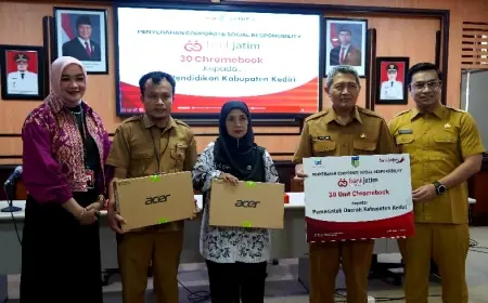 Bank Jatim Serahkan Bantuan CSR untuk Kemajuan Pemkab Kediri Dorong Pertumbuhan Ekonomi Lokal