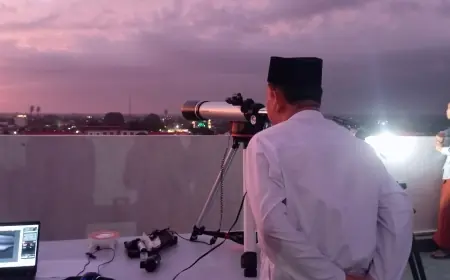 Hilal Tak Terlihat di Kota Blitar, Kemenag Imbau Masyarakat Tunggu Hasil Sidang Isbat