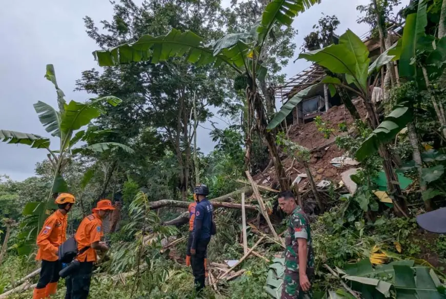 Bencana Kepung Bondowoso, Sehari Terjadi Longsor, Banjir dan Angin Kencang