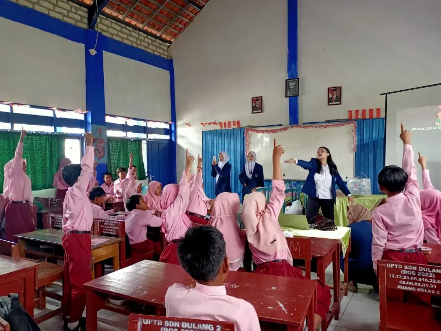 Mahasiswa Poltekkes Kemenkes Surabaya Edukasi Pentingnya Jaga Kesehatan Gigi Anak