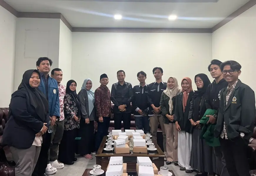 Mahasiswa Jombang Datangi Kantor Dewan, Perjuangkan Beasiswa Kuliah untuk Putra Daerah