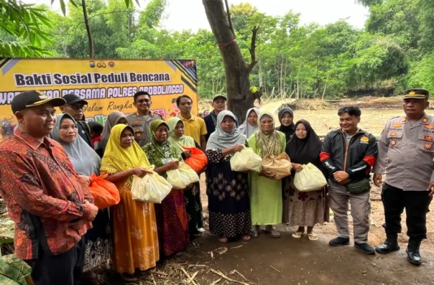 HPN 2025, Wartawan Gandeng Polres Probolinggo Bagikan Sembako pada Korban Bencana Alam