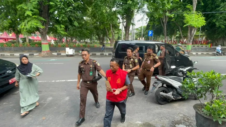 Diduga Korupsi DD Ratusan Juta, Kejari Nganjuk Tahan Kades Banarankulon