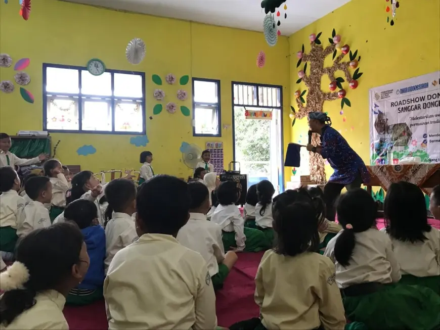 Kak Yudi dan Boneka Jojo, Hadirkan Dongeng Edukasi Menghibur Siswa TK Taman Indria