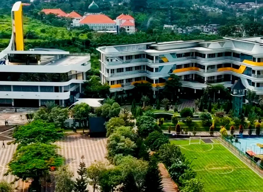 IISB Thursina Malang Fokus Cetak Alumni Berkualitas, 35 Persen Lulusannya Lanjut ke Luar Negeri
