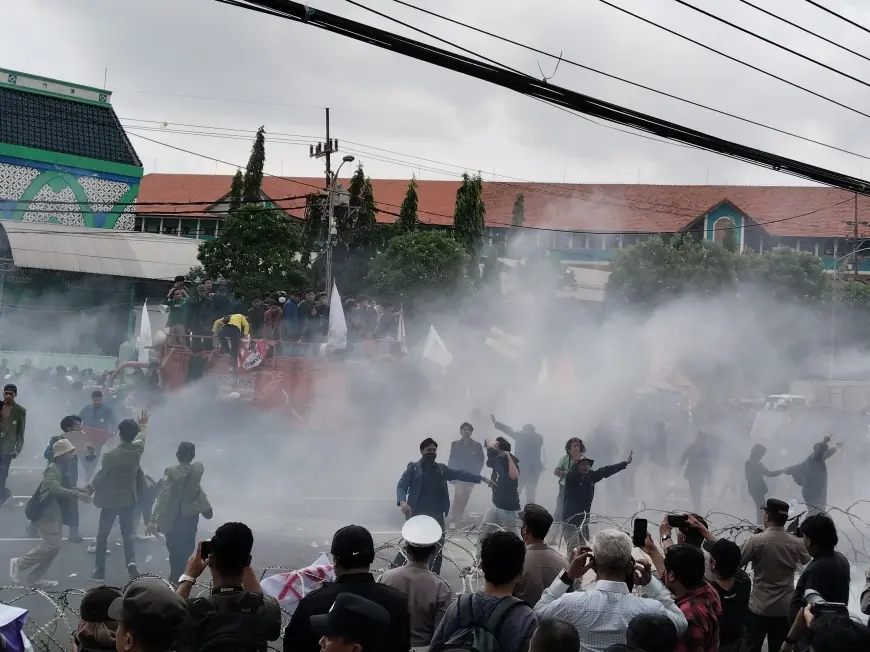 Tuntutan Demo ‘Indonesia Gelap’ di Surabaya Tidak Direspon, Massa Ancam Gelar Aksi Lanjutan