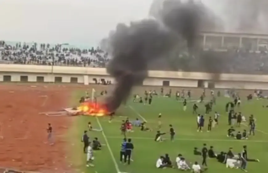 Suporter Bola Mengamuk di Tuban, Kecelakaan Renggut Nyawa Dua Balita di Sampang, Pemerasan oleh LSM dan Wartawan di Batu