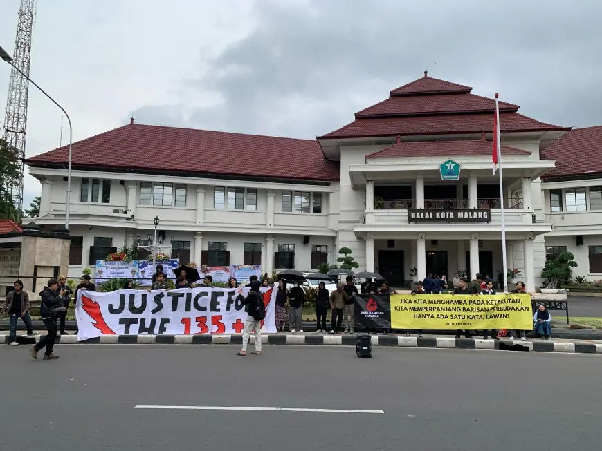 Aksi Kamisan Malang ke 107, Tuntut Hentikan Kekerasan Aparat