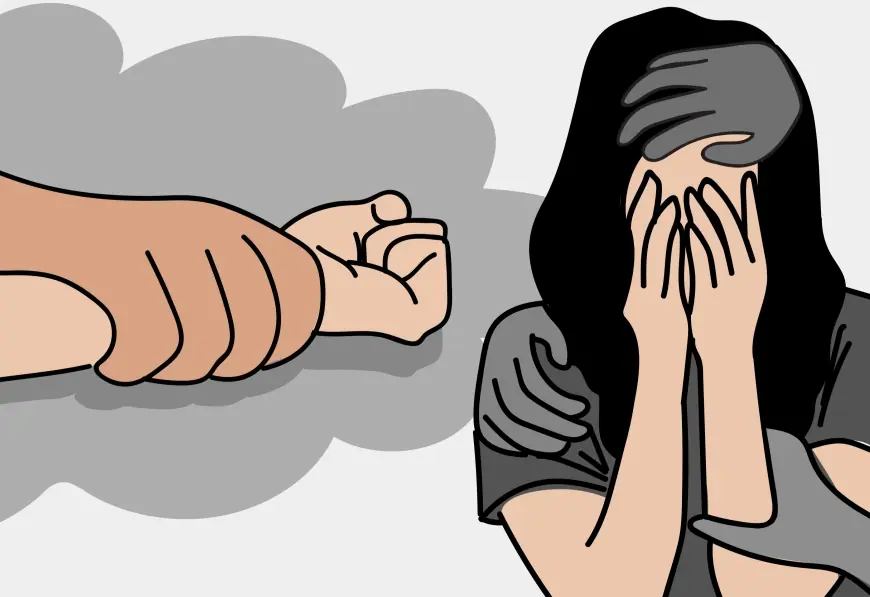Diancam Foto Bugilnya Disebar, Gadis di Bojonegoro Dirudapaksa