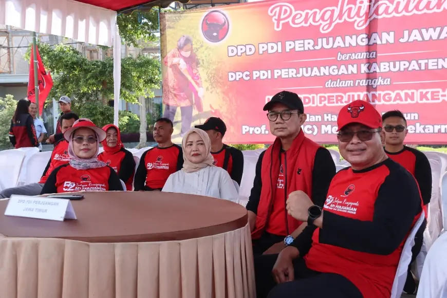 Tanam Pohon, Wakil Bupati Malang Hadiri HUT ke 52 PDI Perjuangan