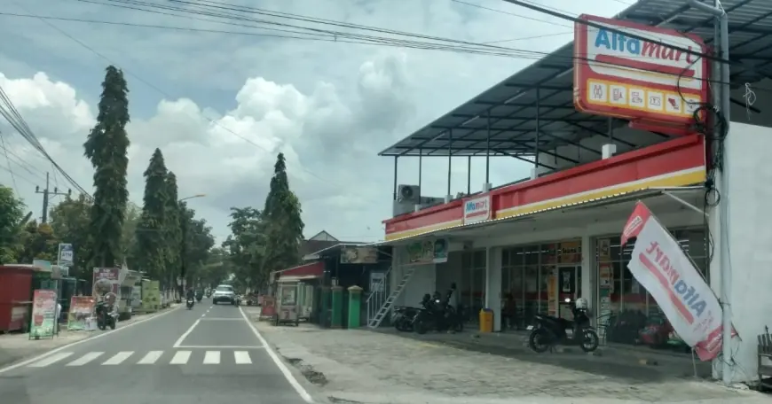 Lampaui Batas Waktu, Satpol PP Bojonegoro Belum Keluarkan SP 3 untuk Minimarket Bodong