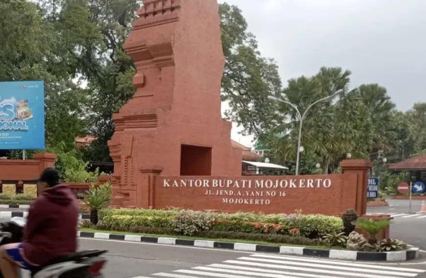 Bupatinya Belum Pulang Retret, Calo Jabatan di Mojokerto Mulai Gentayangan