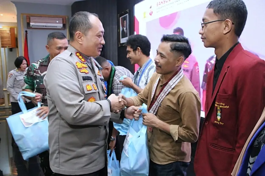 Ajak Mahasiswa Menjadi Agen Perubahan Indonesia Emas 2045, Polresta Malang Kota Gelar Baksos Presisi