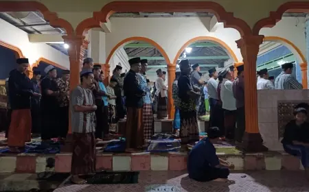 Sejarah Tarawih 10 Menit di Blitar, Berlangsung sejak Ratusan Tahun