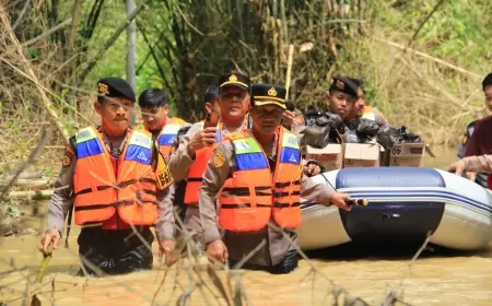 Upayakan Dapur Umum, Kapolres Sampang Siapkan Bantuan Sosial Korban Banjir