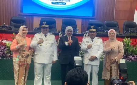 Warsubi Beberkan Visi Besarnya dalam Sertijab Bupati dan Wabup Jombang 2025-2030