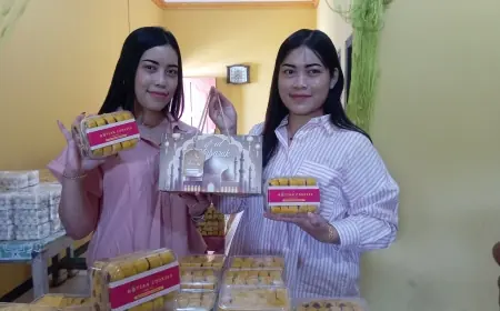 Si Kembar Asal Blitar Dapatkan Omzet Ratusan Juta dari Bisnis Kue Kering