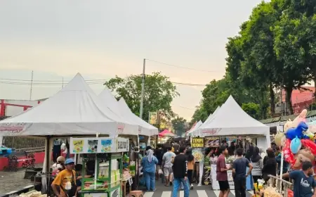 Antisipasi Sampah Pasar Takjil, DLH Kota Blitar Tambah Petugas Kebersihan