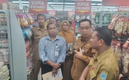 Sidak Swalayan, Wali Kota Probolinggo Temukan Makanan Mengandung Babi