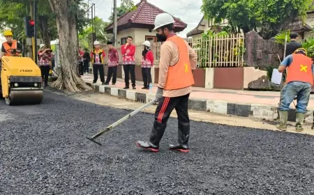 Wali Kota Blitar Tinjau Perbaikan Jalan Sambut Mudik Lebaran