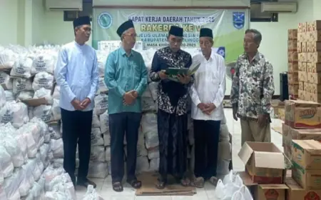 Baznas Salurkan 100 Paket Zakat ASN Probolinggo
