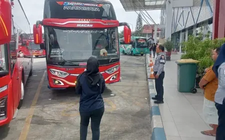 Jelang Mudik Lebaran, Ratusan Bus Jalani Ramp Check di Terminal Patria Kota Blitar
