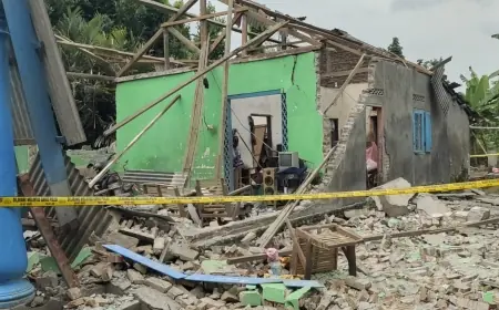 Ledakan Petasan di Kediri, Istri dan Anak Korban Selamat