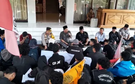 Ketua DPRD Nganjuk Janji Sambangi DPR RI Sampaikan Aspirasi Mahasiswa