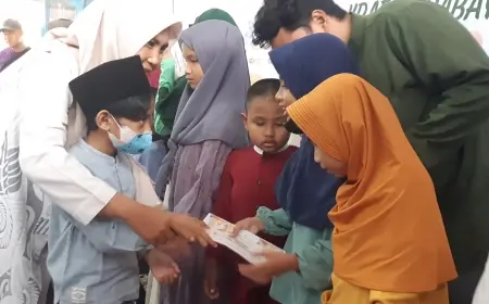 Amplop Lebaran: Tradisi Unik Perayaan Idulfitri di Indonesia