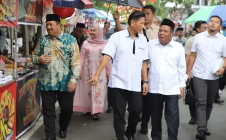 Bupati dan Wabup Jombang Kompak Sumbangkan Gaji ke Baznas