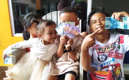 Tradisi 'Ontalan' saat Lebaran di Bondowoso, Anak-anak Tajir Mendadak