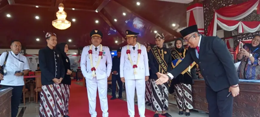 DPRD Sampang Gelar Paripurna Sertijab dan Penyampaian Pidato Bupati Periode 2025-2030