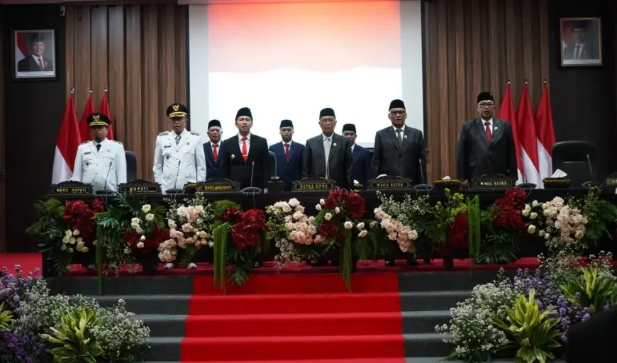 Rapat Paripurna DPRD, Bupati Jabarkan Visi Misi Menuju Bondowoso Berkah
