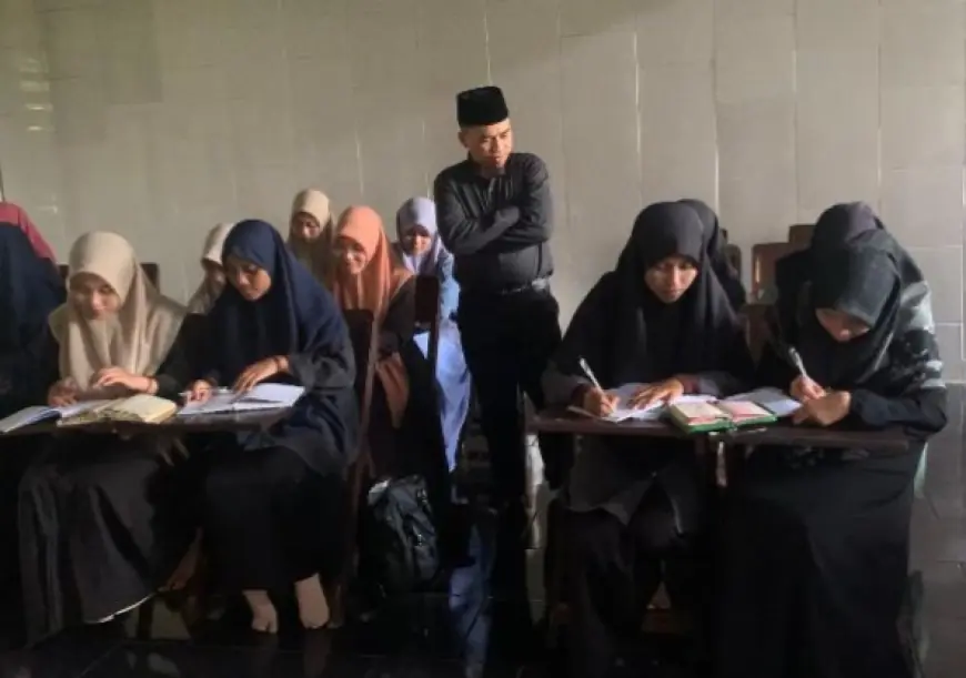 Bukan Skripsi, Syarat Kelulusan Mahasiswa di Kampus Ini Menulis Al-Qur'an 30 Juz