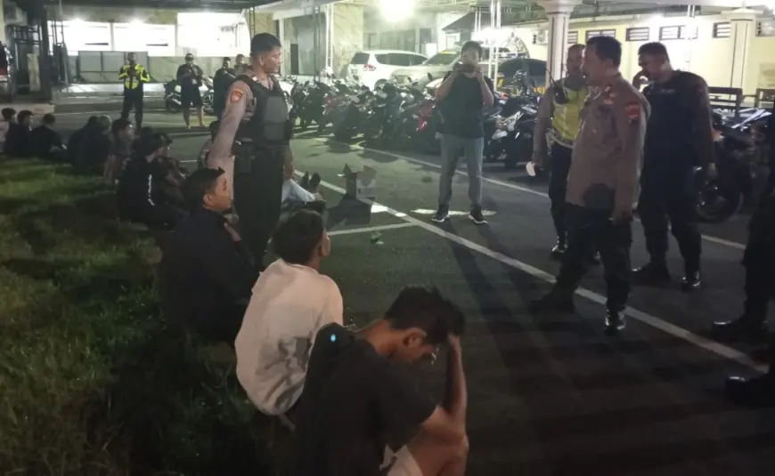 Tawuran dan Pesta Miras, Belasan Remaja di Mojokerto Digulung Polisi
