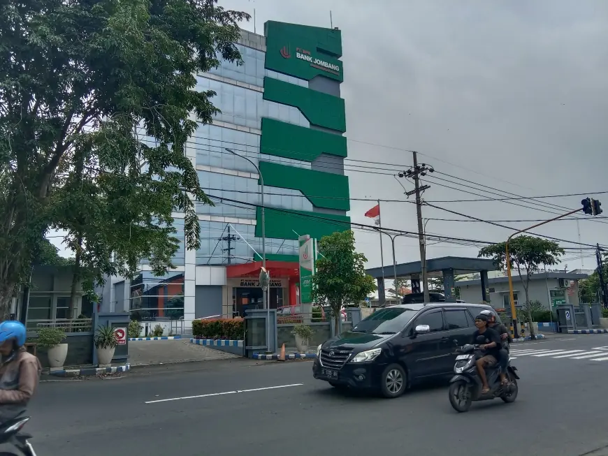 Nasabah Bank Jombang Merasa Jadi Korban Pengalihan Tabungan ke Deposito tanpa Persetujuan