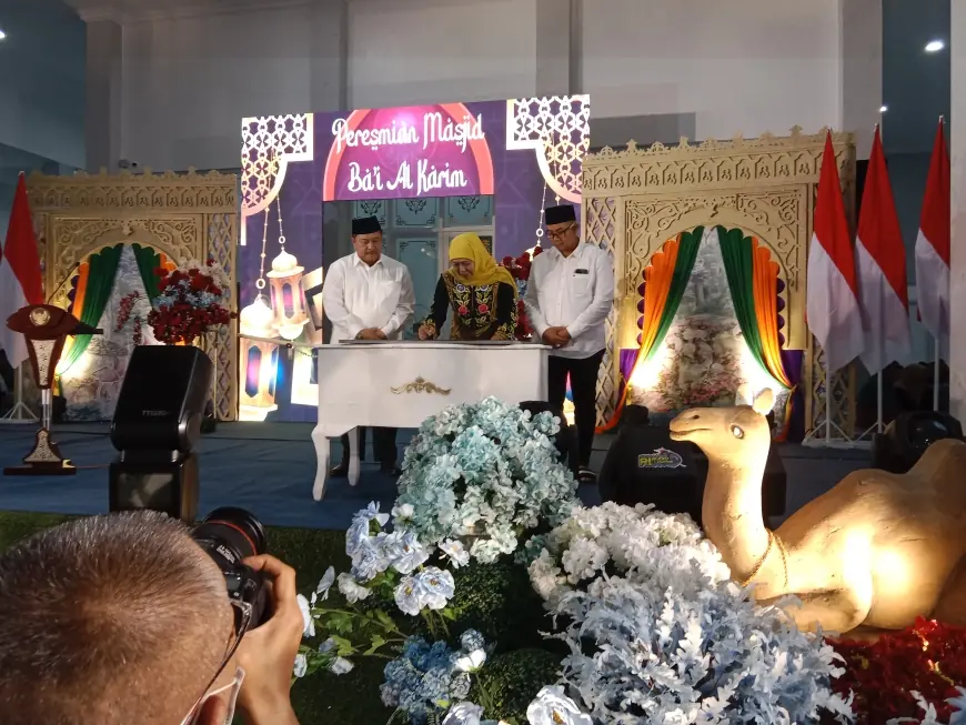 Gubernur Jawa Timur Rela Datang ke Jombang Resmikan Masjid Milik Pengusaha Limbah Tetes Tebu