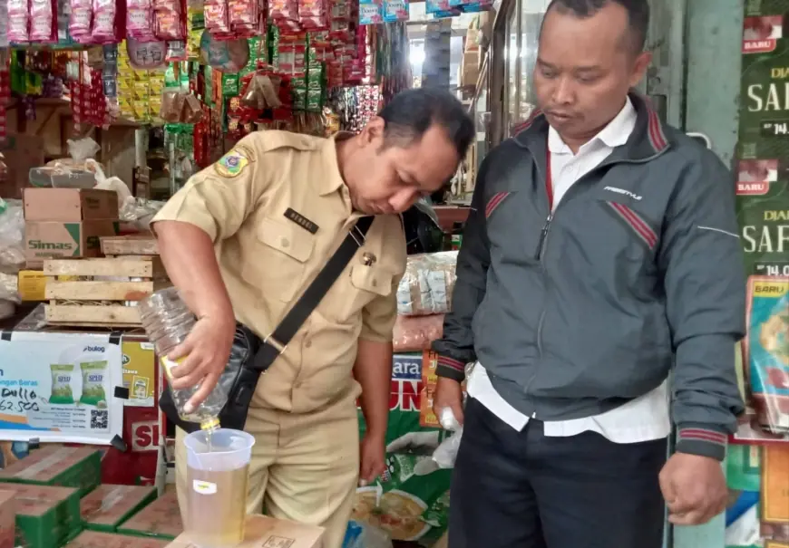 Diskoperindag Bondowoso Belum Temukan Dugaan Kecurangan Takaran MinyaKita