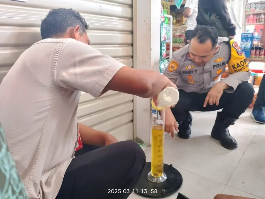 Polres Batu Temukan Kecurangan Takaran Minyak Goreng Cap 'Minyakita'