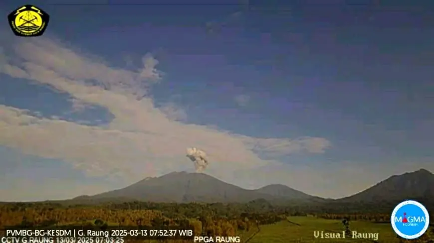 Gunung Raung Erupsi, BPBD Bondowoso Imbau Warga dan Wisatawan Tidak Mendekat dalam Radius 3 Km