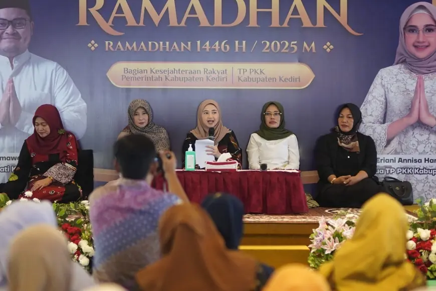 Tausiyah Ramadan, Mbak Cicha Sebut Keluarga sebagai Pilar Ketahanan Bangsa