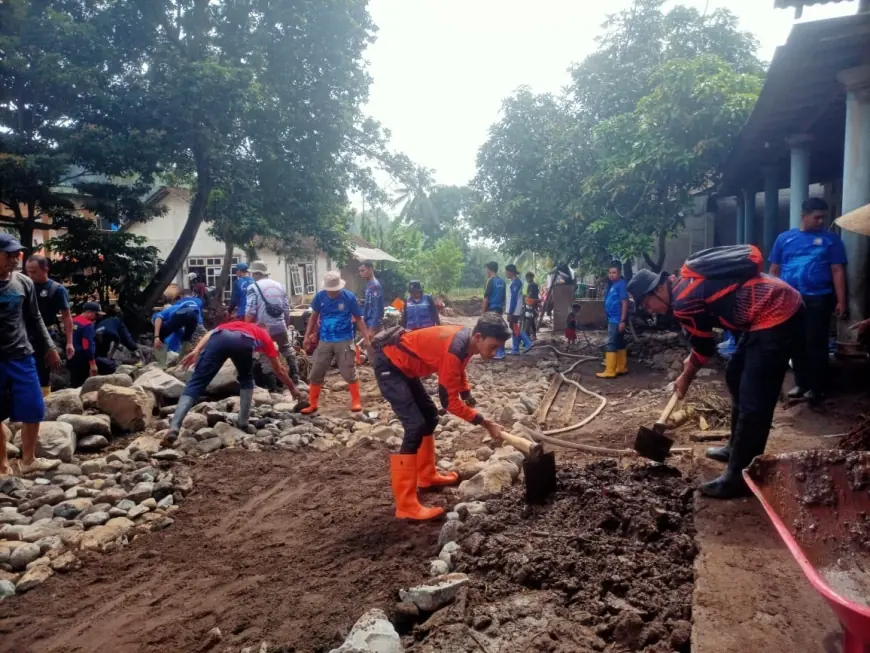 Wabup Bondowoso Datang ke Lokasi Banjir Bandang, Petakan Penanganan Kedaruratan Bencana