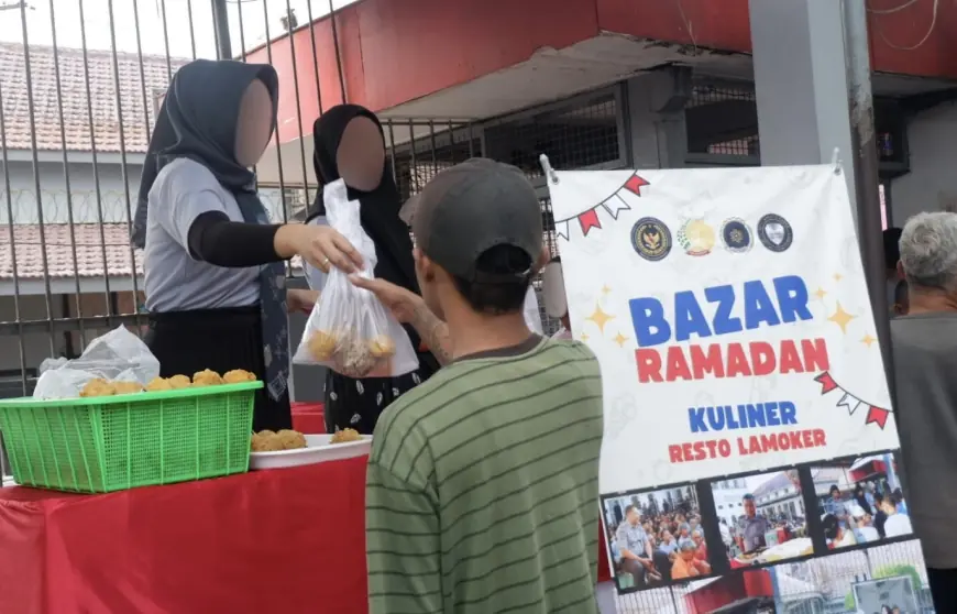 Berjualan dan Berburu Takjil di Dalam Penjara Mojokerto