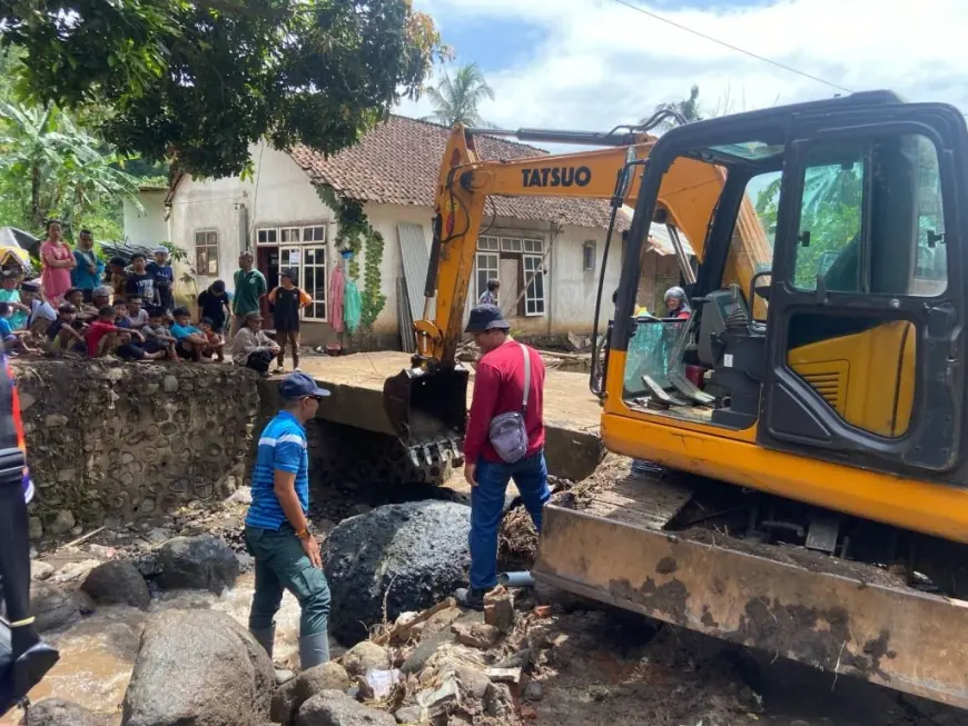 Imbas Banjir Bandang di Desa Sumber Salak, Butuh Rp 1,9 Miliar untuk Perbaiki Infrastruktur