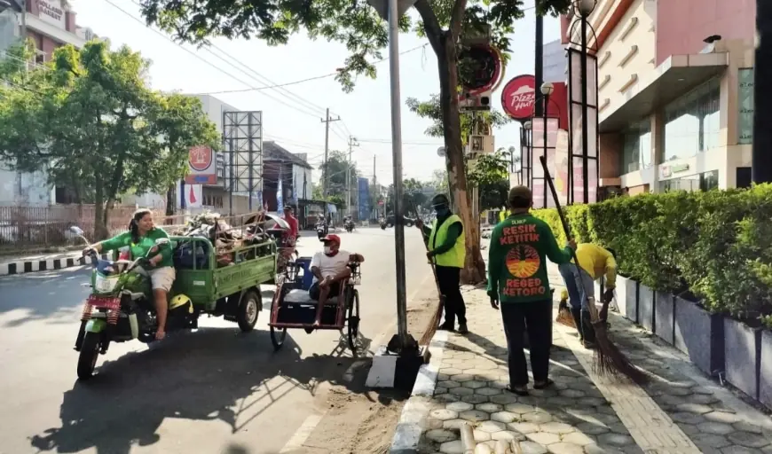 DLHKP Kota Kediri Siagakan Petugas Kebersihan dan Armada Sampah Saat Lebaran