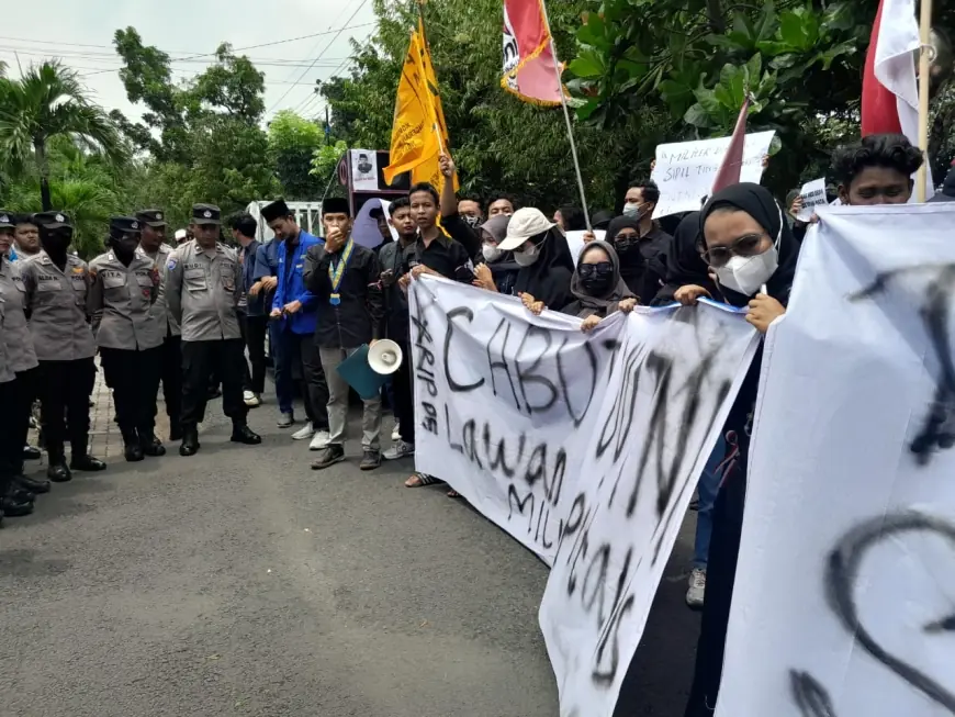 Mahasiswa Nganjuk Kritik Klaim PDIP terhadap Istilah 'Wong CIlik'